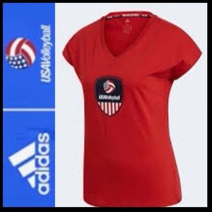NWOT 🇺🇸 Adidas Women’s Volleyball Tee